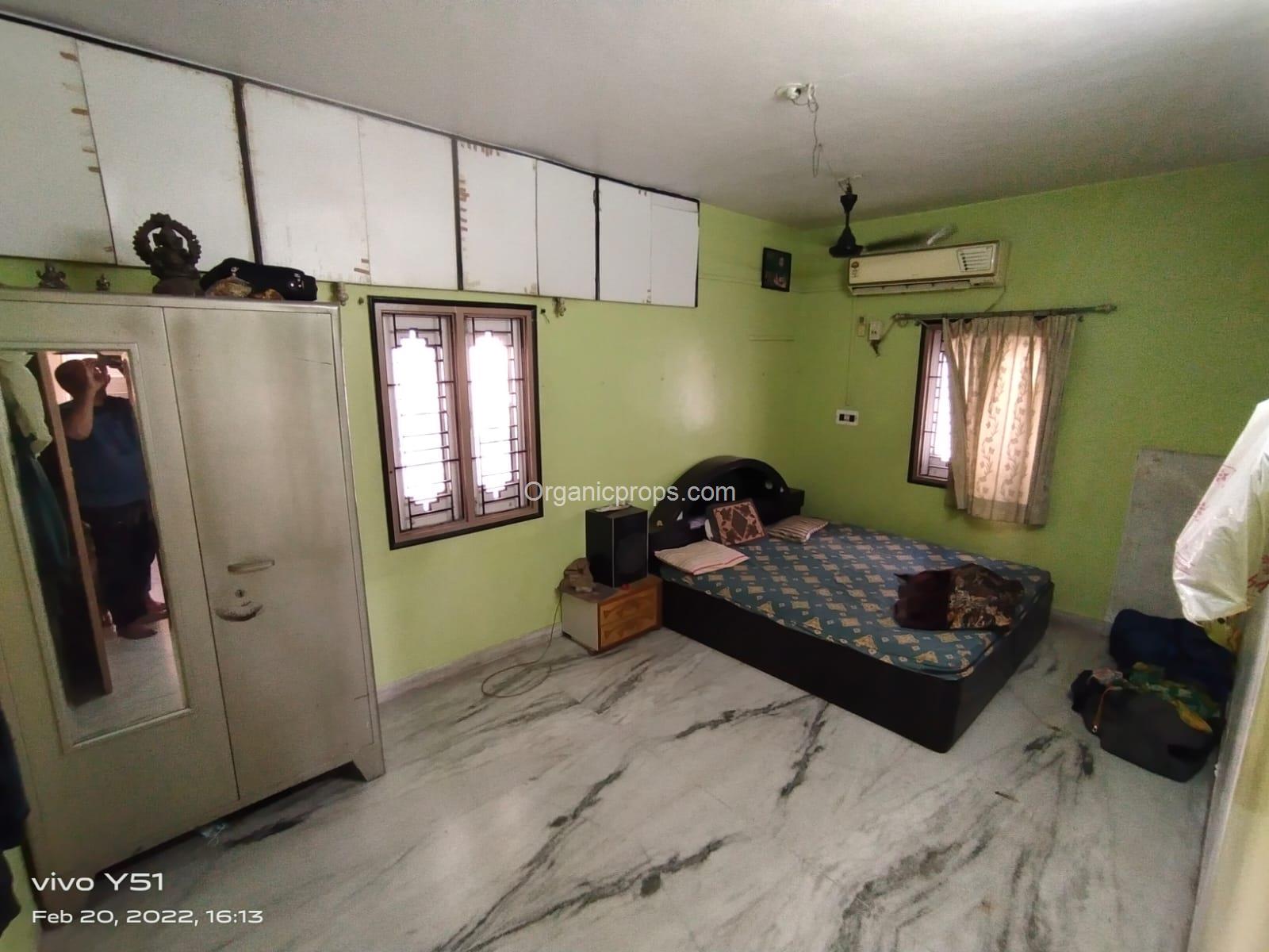 6 BHK BUNGLOW ON SALE